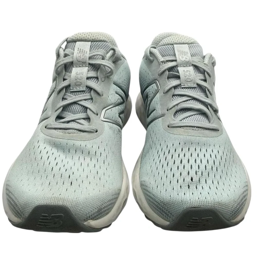New Balance 520 Light Gray Running Shoes size‎ 9